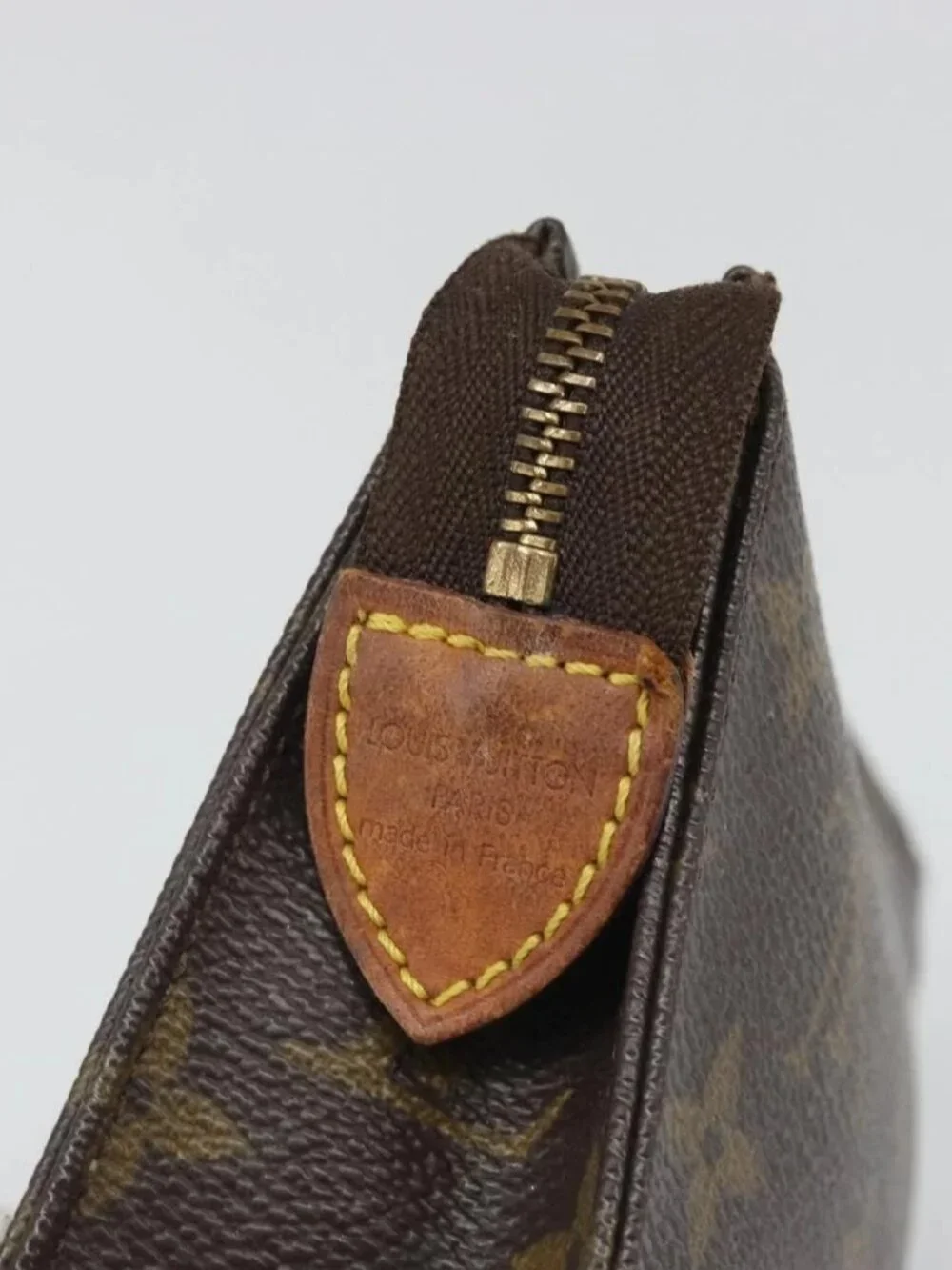 LOUIS VUITTON Monogram Poche Toilette 15 Pouch M47546 LV Auth mr2625